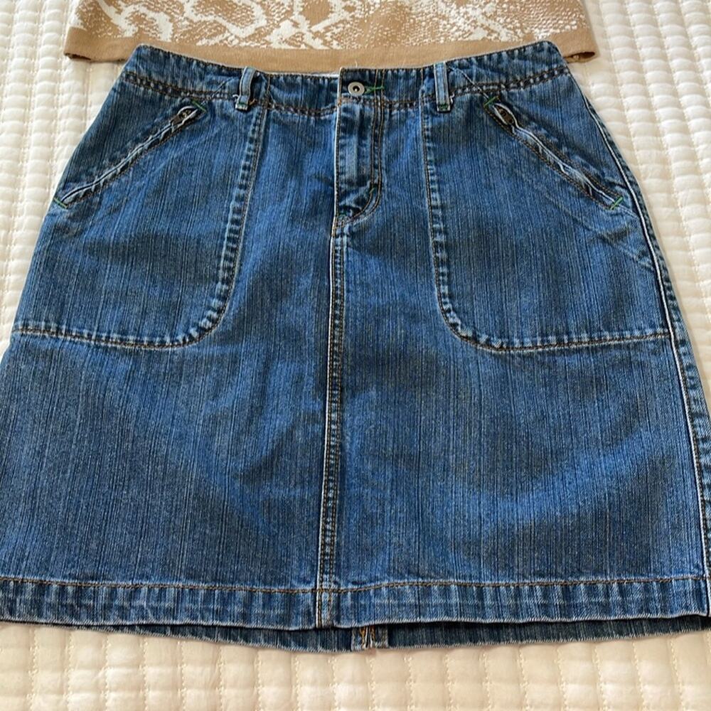 Eddie Bauer Vintage Denim Jean Skirt W/Back Pocket Size 6 - Picture 2 of 5